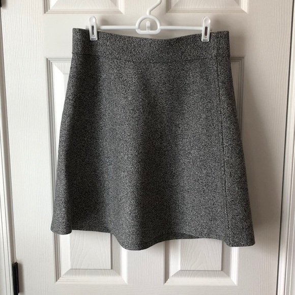 LOFT Dresses & Skirts - Loft Elastic Waist Skirt
